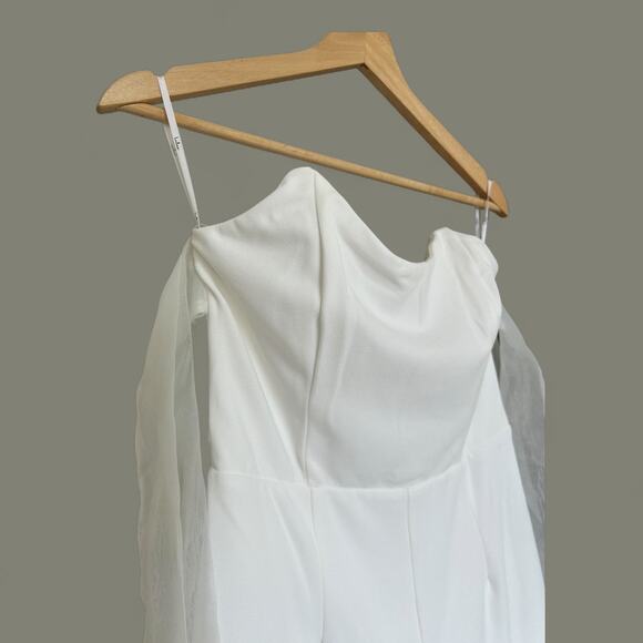 NWT Lulus Pristine Aura White Tie-Strap Off the Shoulder Jumpsuit size Small - Picture 7 of 12